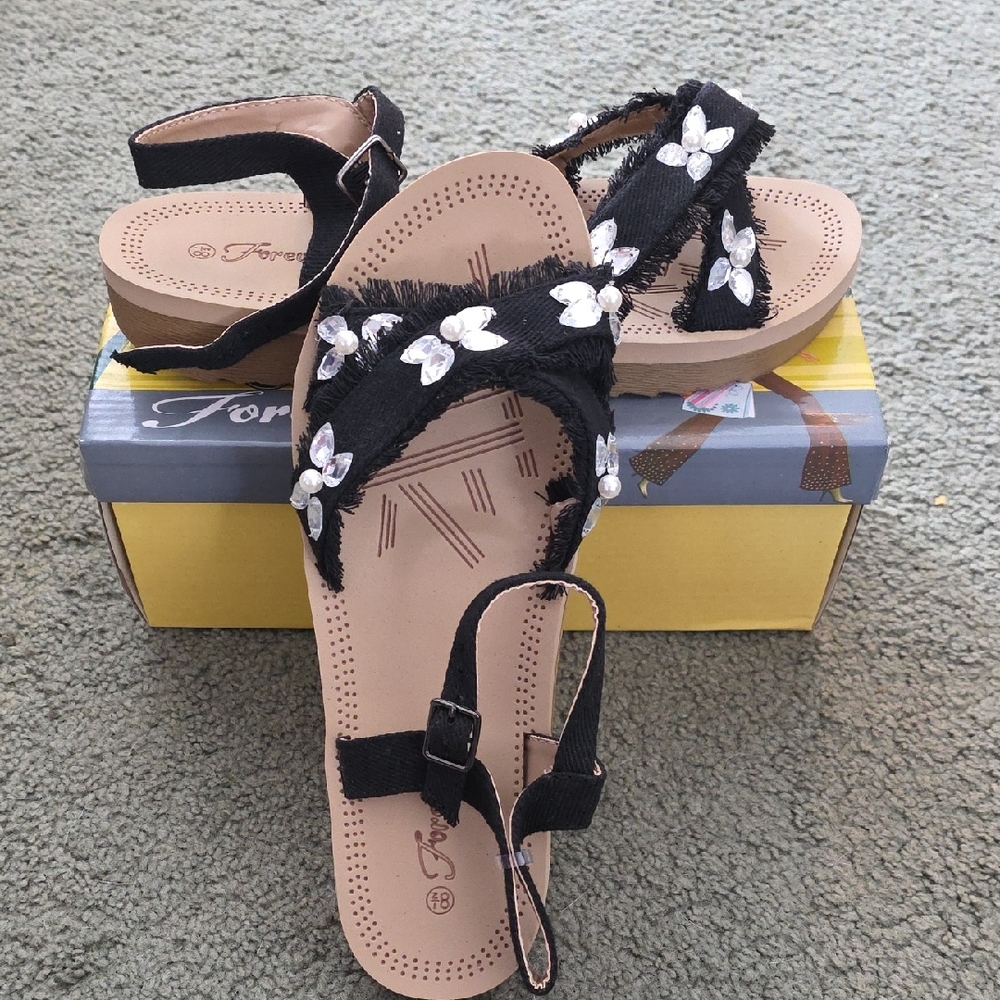 Forever 21 Black Sandals with White Floral Accents